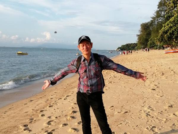 เที่ยวมาเลเซีย ปีนัง หาดบาตูเฟอรินกิ (Malaysia Penang Batu Ferringhi)