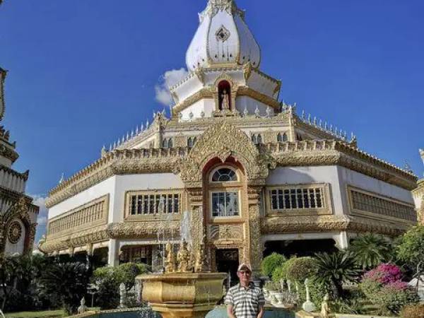 เที่ยวร้อยเอ็ด หนองพอก วัดผาน้ำทิพย์เทพประสิทธิ์วนาราม (Pha Nam Thip Temple)