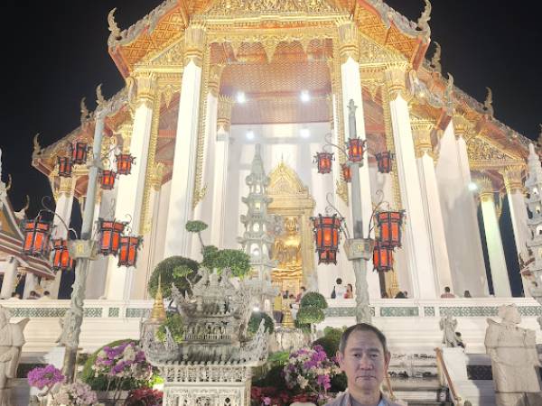 เที่ยวกรุงเทพ พระนคร วัดสุทัศนเทพวรารามราชวรมหาวิหาร (Wat Suthat Thepwararam Ratchaworamahawihan)