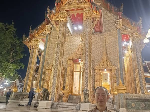 เที่ยวกรุงเทพ พระนคร วัดราชบพิธสถิตมหาสีมารามราชวรวิหาร (Wat Ratchabophit Sathitmahasimaram Ratchaworawihan)