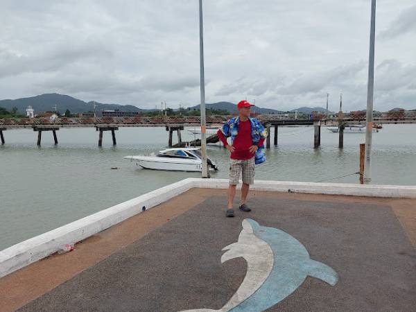 เที่ยวภูเก็ต เมือง ท่าเรือฉลอง