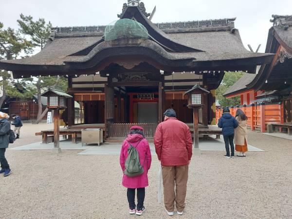 เที่ยวญี่ปุ่น โอซาก้า ศาลเจ้าใหญ่สุมิโยชิไทฉะ (Sumiyoshi Taisha)