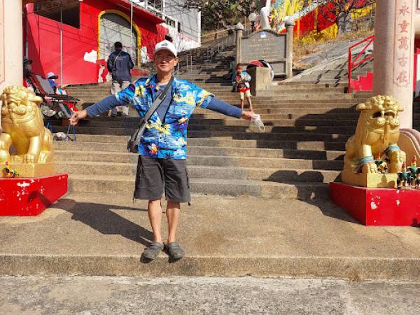 เที่ยวชลบุรี ศรีราขา เกาะสีชัง ศาลเจ้าพ่อเขาใหญ่ (Chao Pho Khao Yai Shrine)