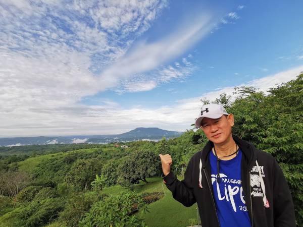 เที่ยวเพชรบูรณ์ น้ำหนาว ลานกางเต็นท์ บ้านระเบียงดาว Coffee Camp 