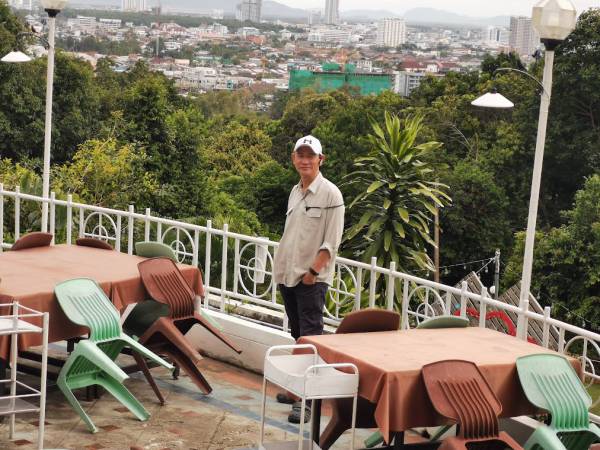 เที่ยวสงขลา หาดใหญ่ จุดชมวิวร้านอาหารบนเขา (Bon Khao Restaurant: City View)