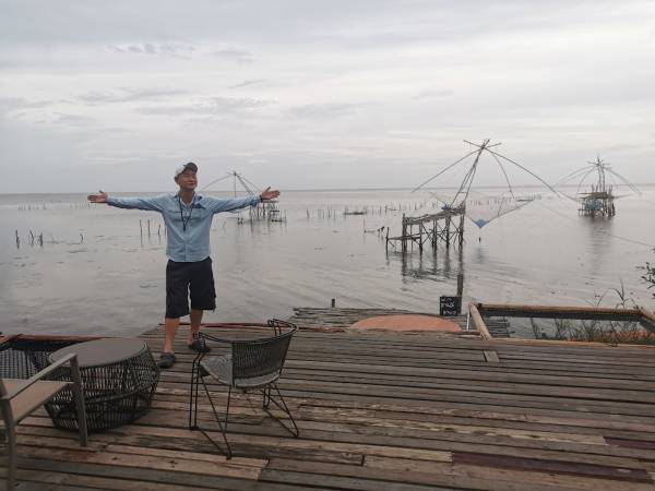 เที่ยวพัทลุง ควนขนุน ชานไม้ ชายเล (Lake house)