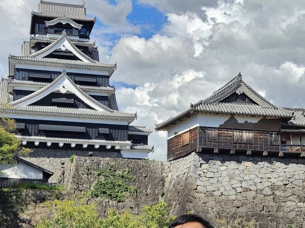 Waranon ญี่ปุ่น ฟูโกโอกะ  ปราสาทคูมาโมโต้ 