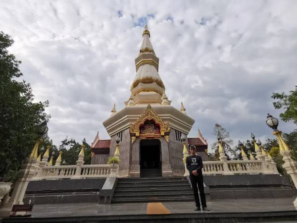 เที่ยวหนองคาย เมือง วัดหินหมากเป้ง