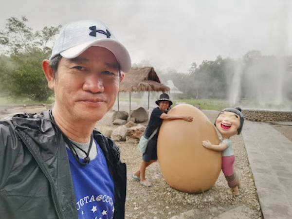 เที่ยวเชียงใหม่ แม่ออน น้ำพุร้อนสันกำแพง (San Kamphaeng Hot Springs)