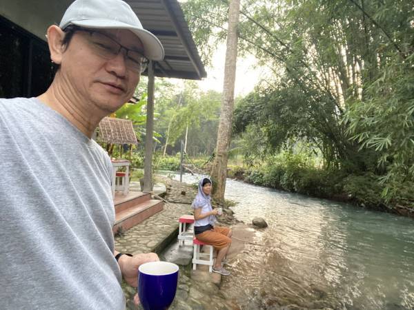 เที่ยวสระบุรี แก่งคอย ลานกางเต็นท์ ชะอม บ้านสวนริมธาร