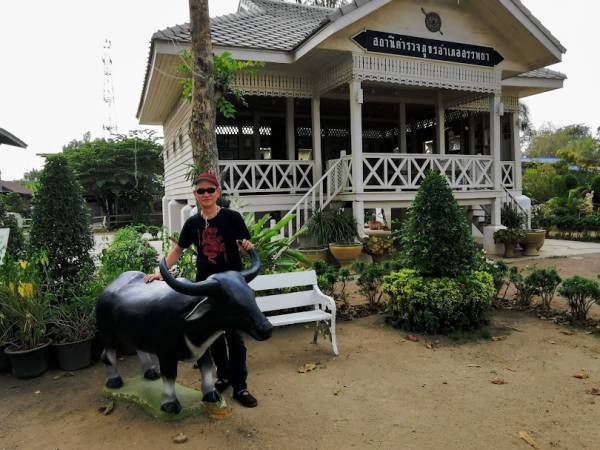 เที่ยวชัยนาท สรรพยา สถานีตำรวจภูธรสรรพยา หลังเก่า