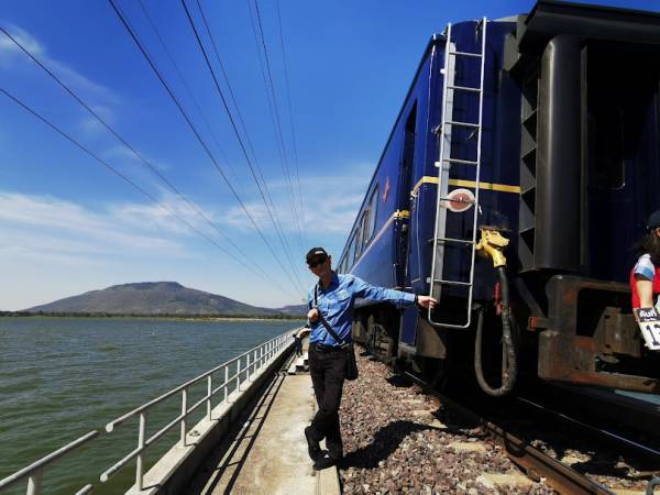 20201206 เที่ยวลพบุรี นั่งรถไฟเขื่อนป่าสัก