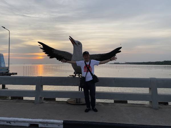 20201024 เที่ยวสมุทรสาคร นั่งเรือดูวาฬ