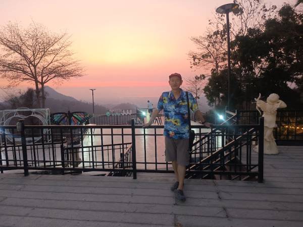 เที่ยวชลบุรี ศรีราชา สวนสัตว์เปิดเขาเขียว Safe zone Cafe