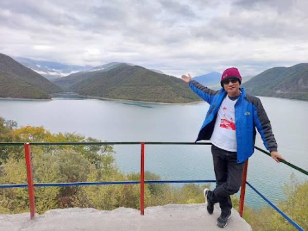 เที่ยวจอร์เจีย อานานูรี ทะเลสาบซินวาลี (Zhinvali Reservoir)
