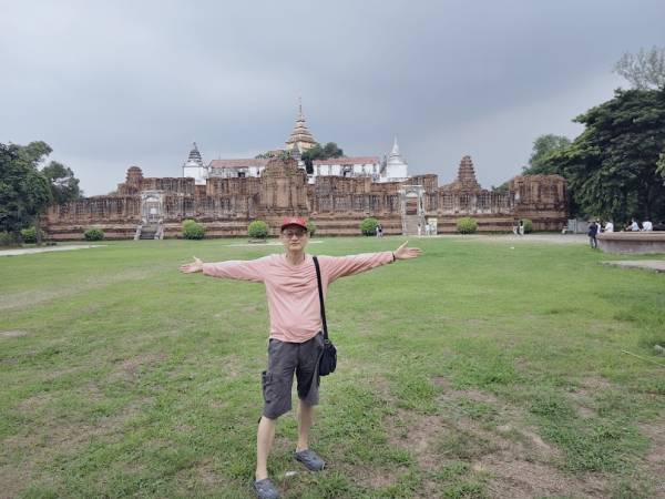 เที่ยวอยุธยา นครหลวง ปราสาทนครหลวง