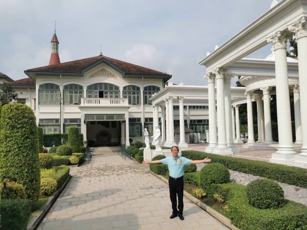 เที่ยวกรุงเทพ ราชเทวี พระราชวังพญาไท ร้านกาแฟนรสิงห์